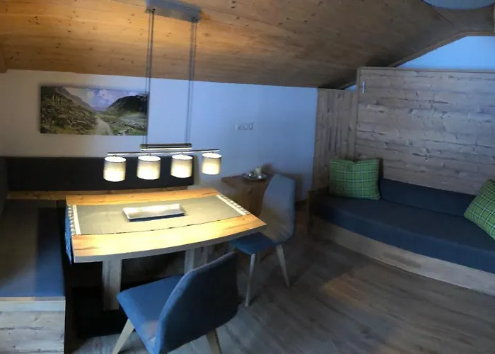 Apartament Hacklstoana *